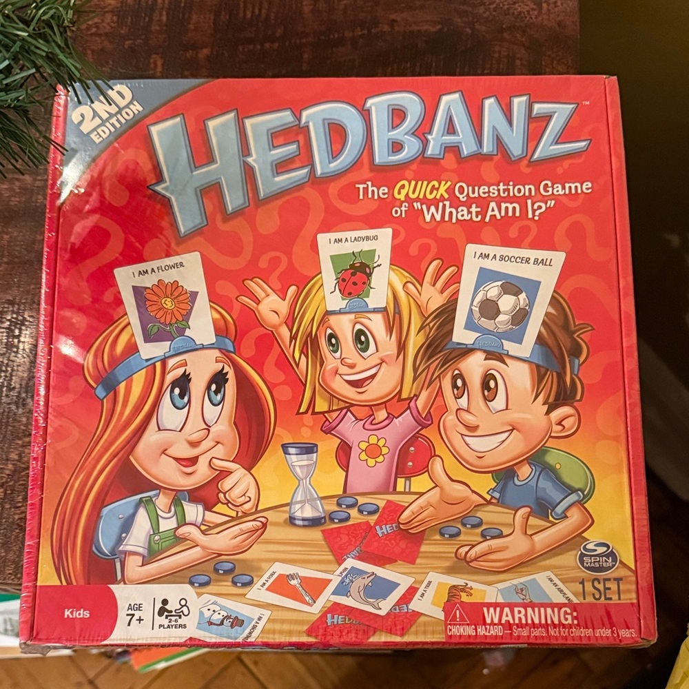 Hedbanz 2nd Edition Quick Question Game - Vibrant Red
